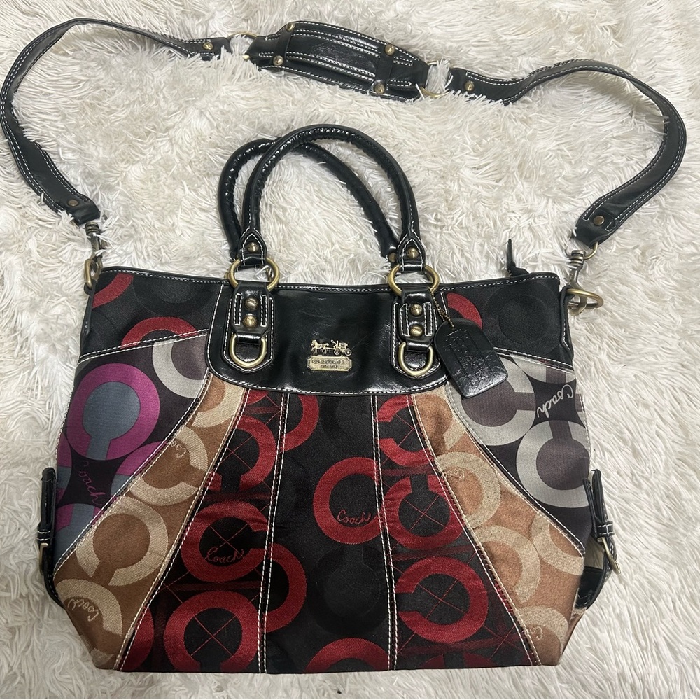 Large Coach Tote Purse with zipper